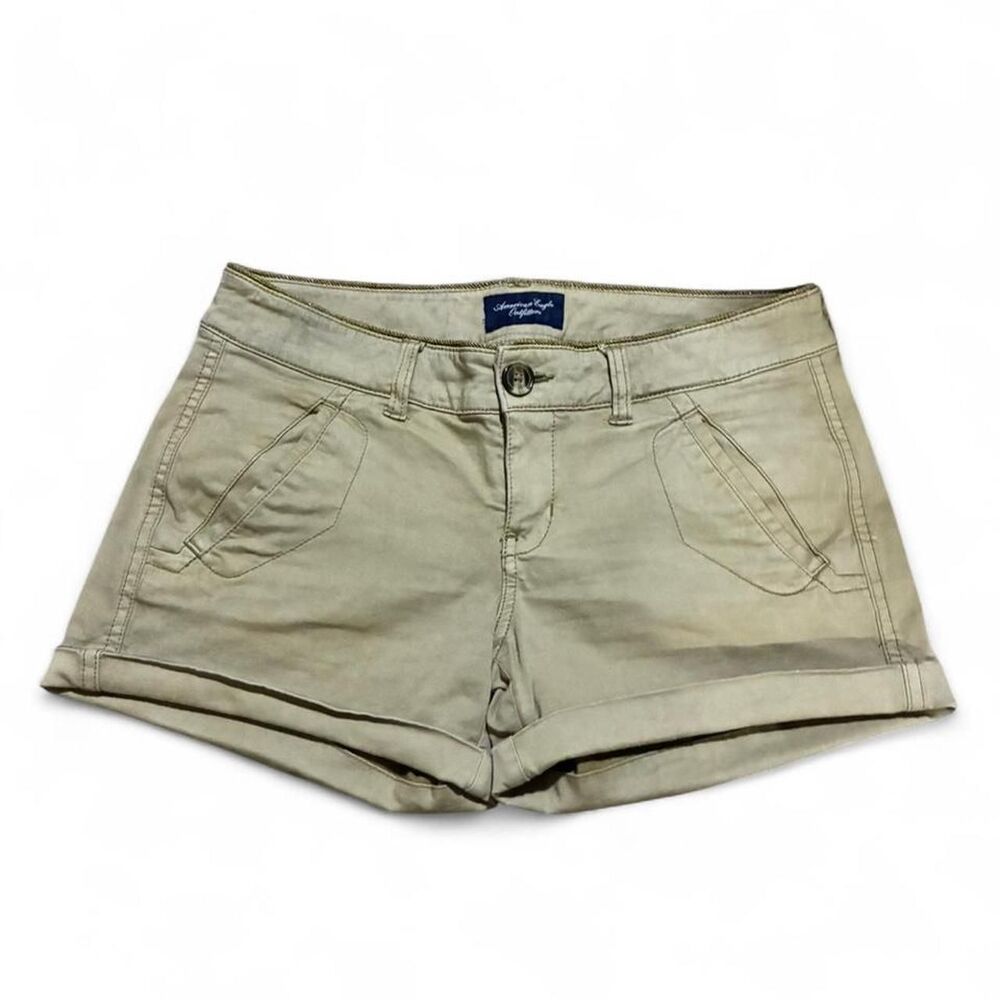 American Eagle Outfitters khaki y2k low rise shorts Size 2